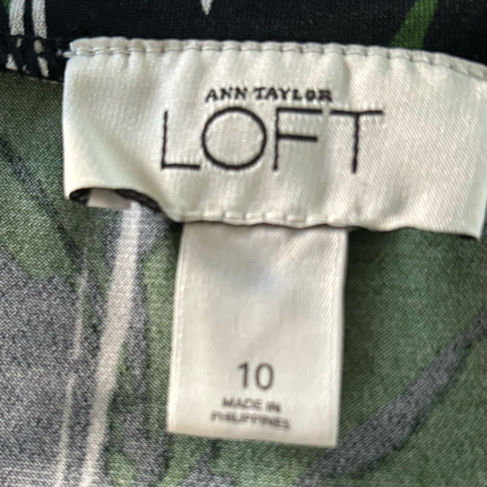 Ann Taylor Loft Knit Shift Dress - Picture 5 of 6